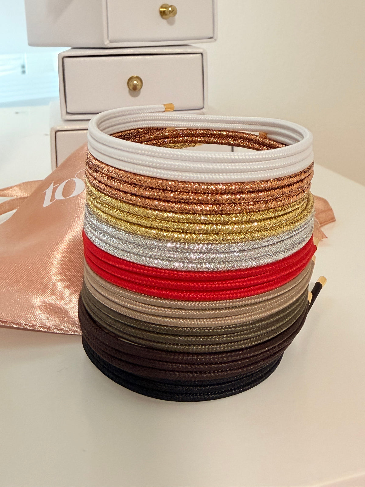 Magnetic Cord