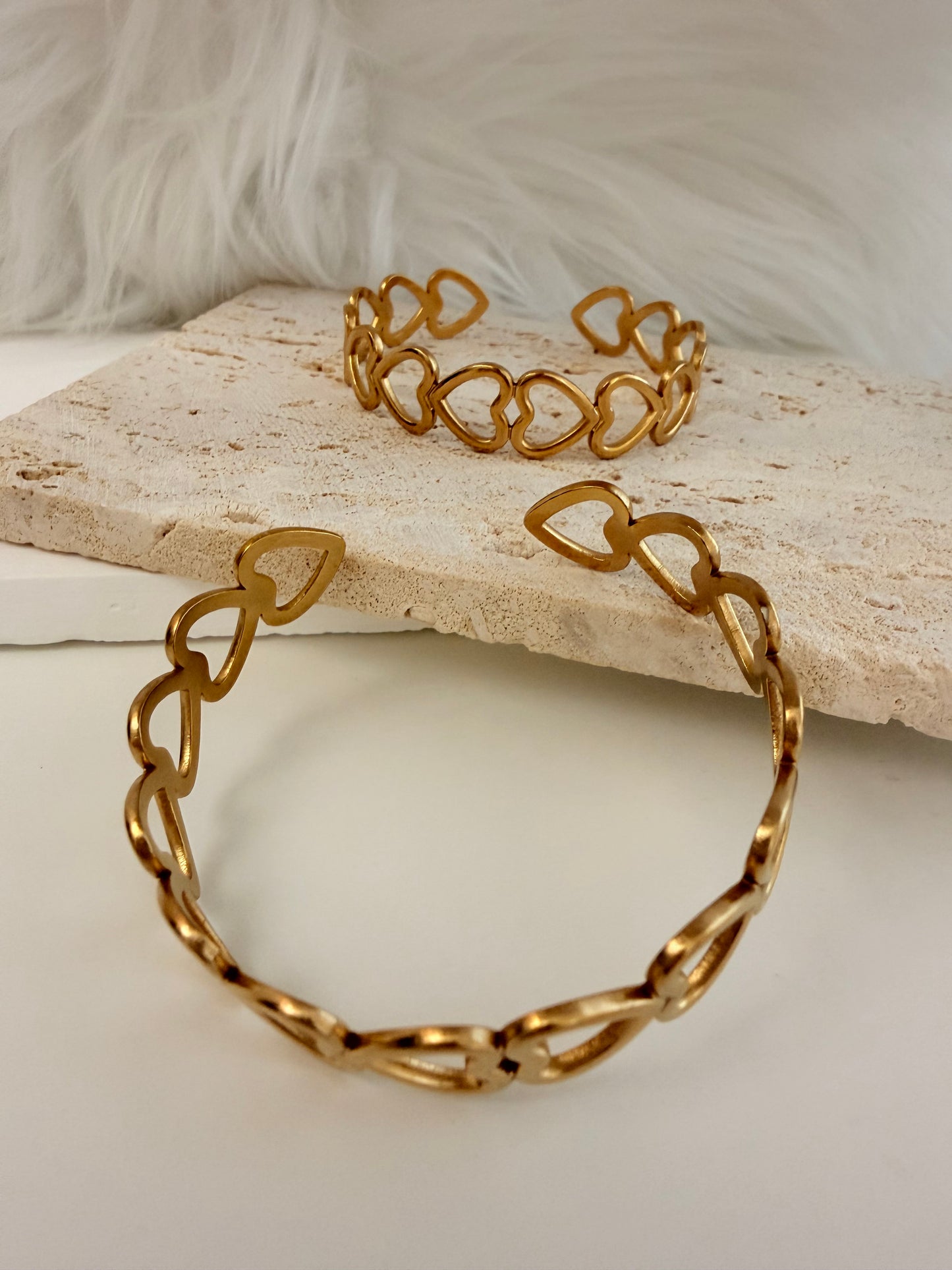 V Bangle