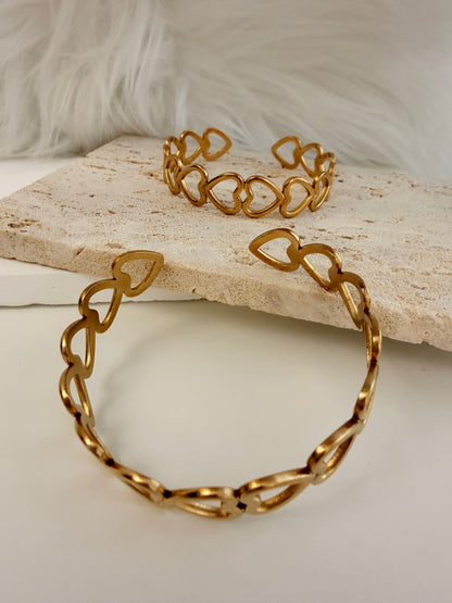 V Bangle