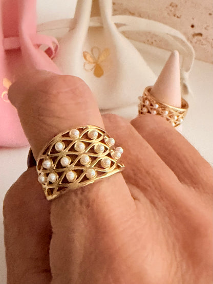Pearl Ring