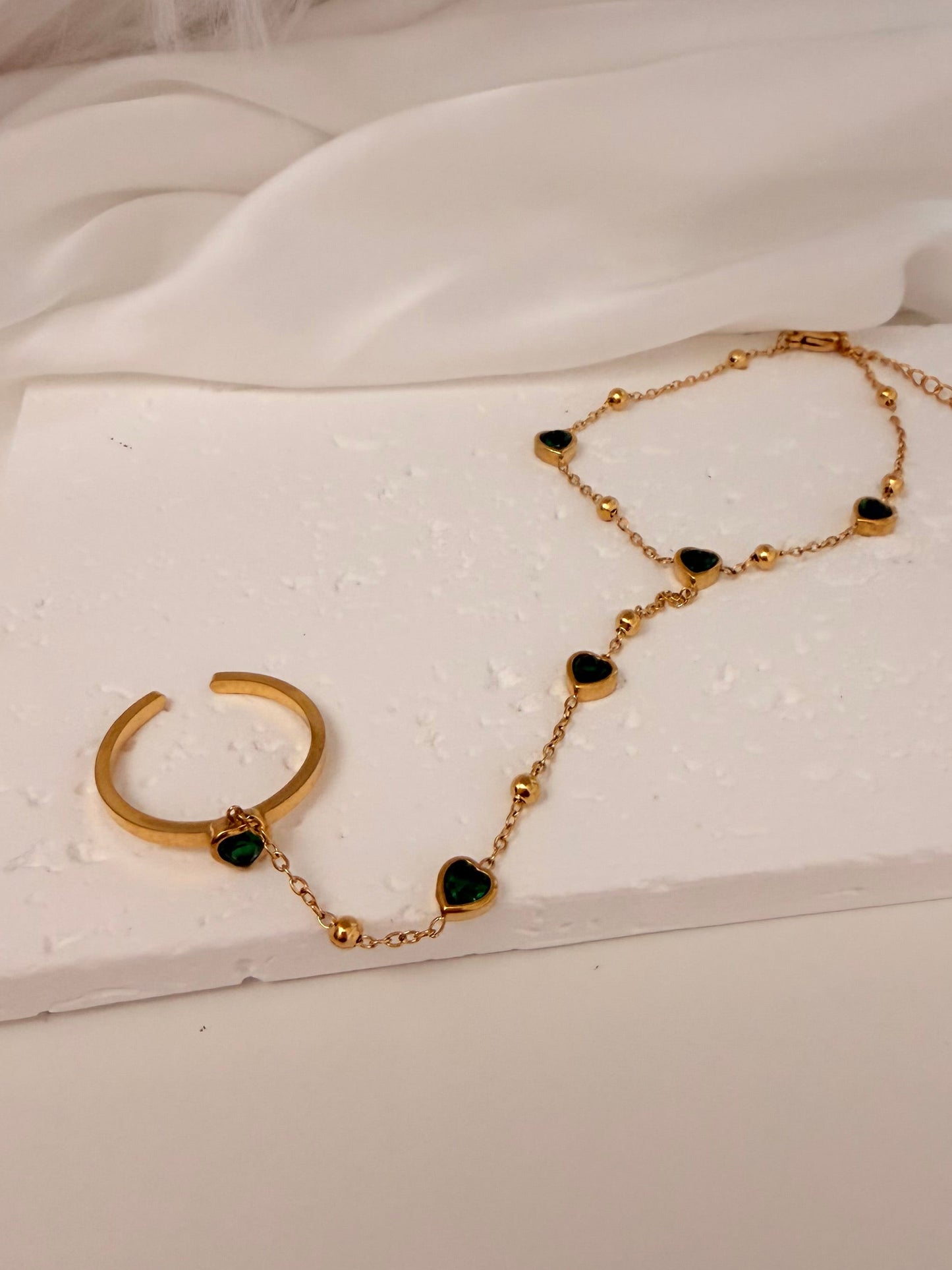 Emely Hand Chain