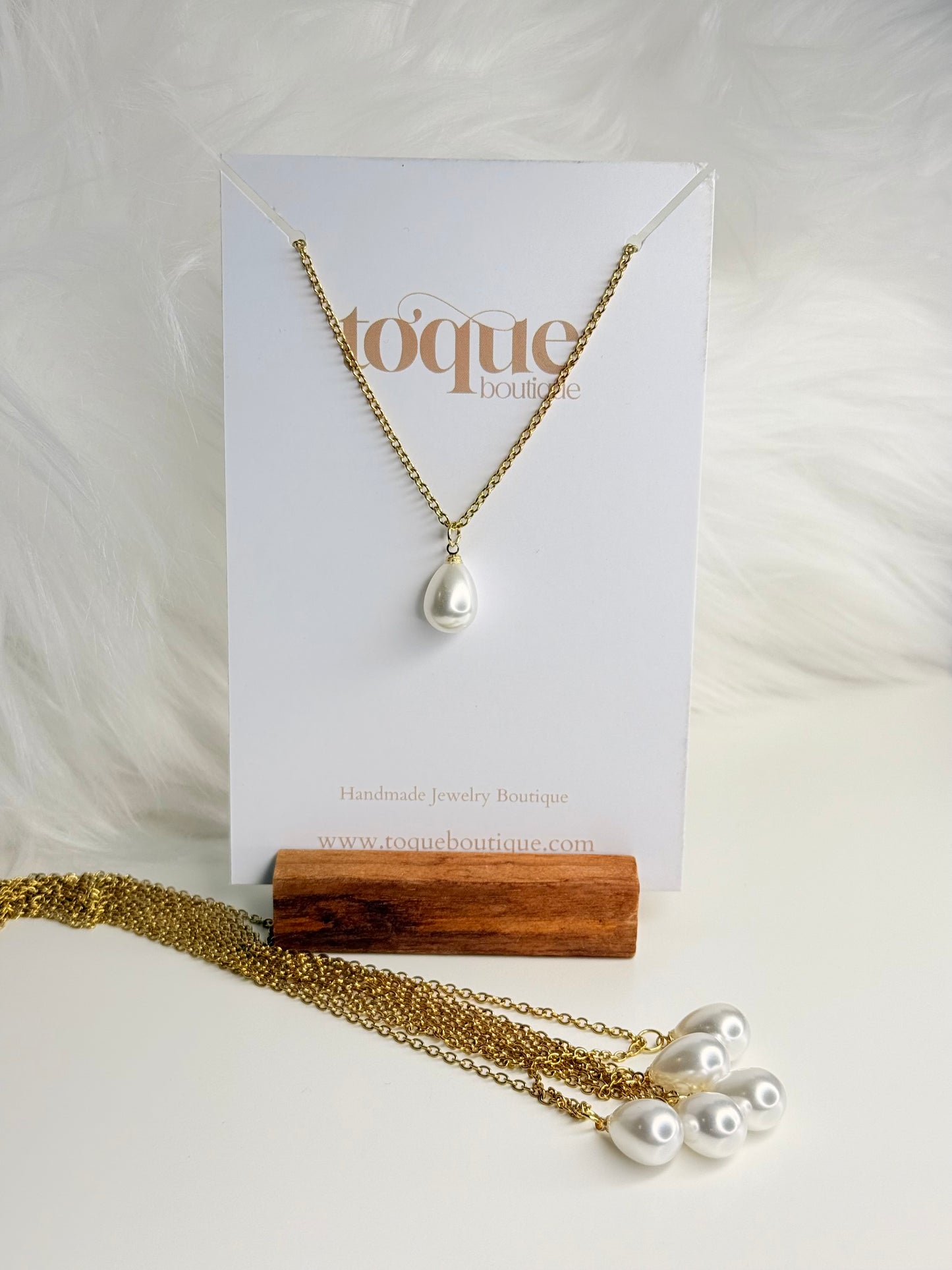 Perlita Necklace