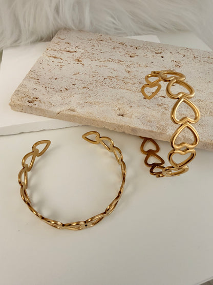 V Bangle
