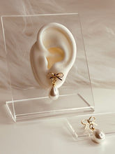 Load image into Gallery viewer, Bowknot Pearl Earrings
