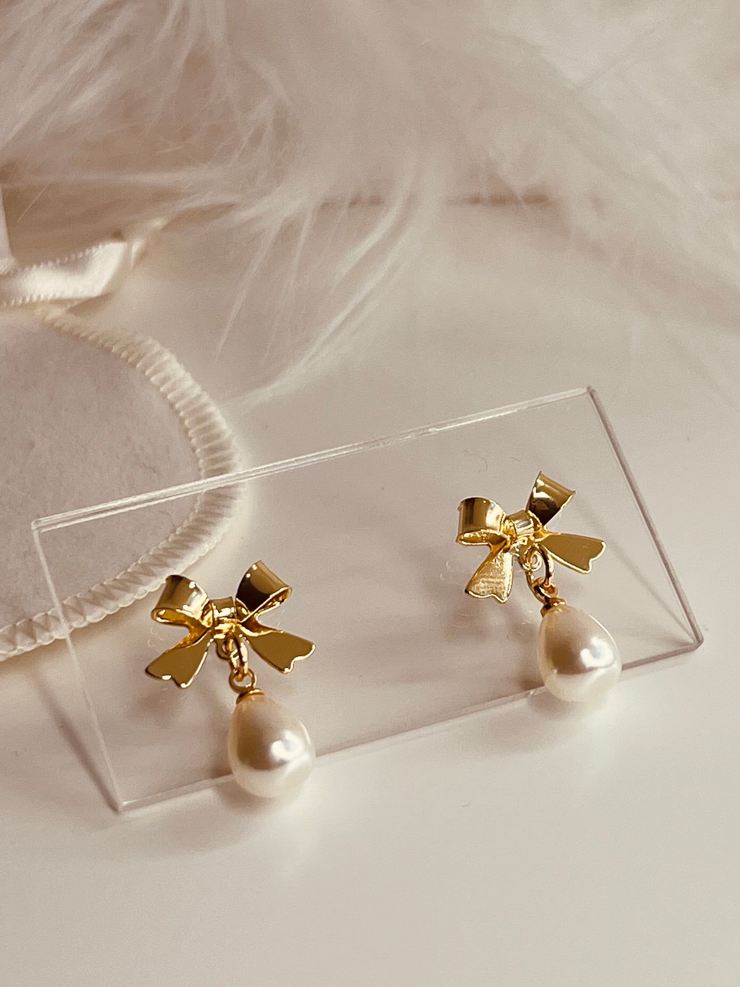 Bowknot Pearl Earrings