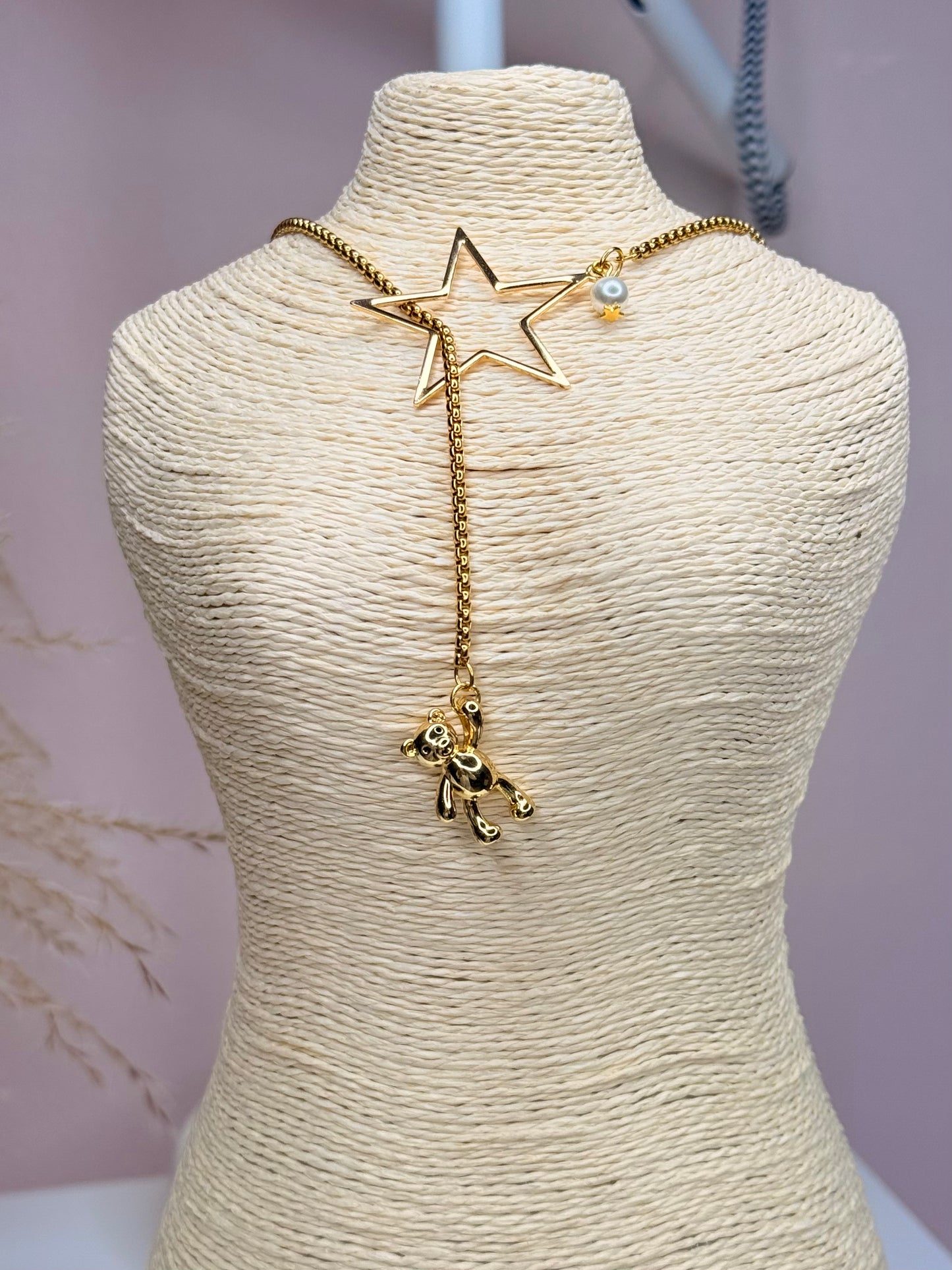 Gold Teddy Lariat