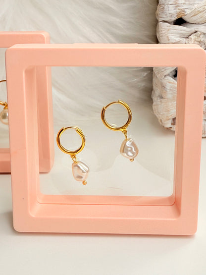 Perlita Hoops
