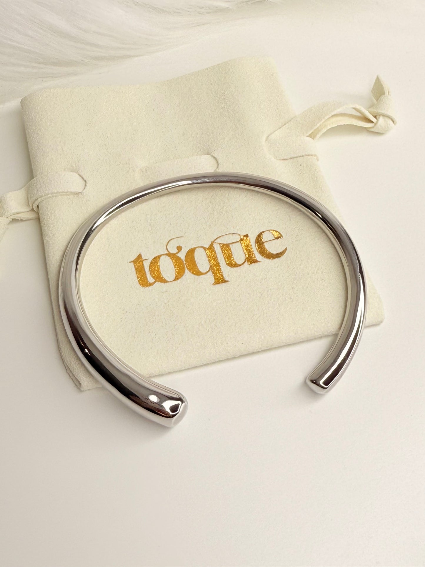 Reina Bangle