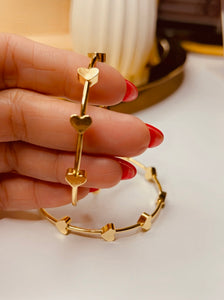 Heart’s Bangle