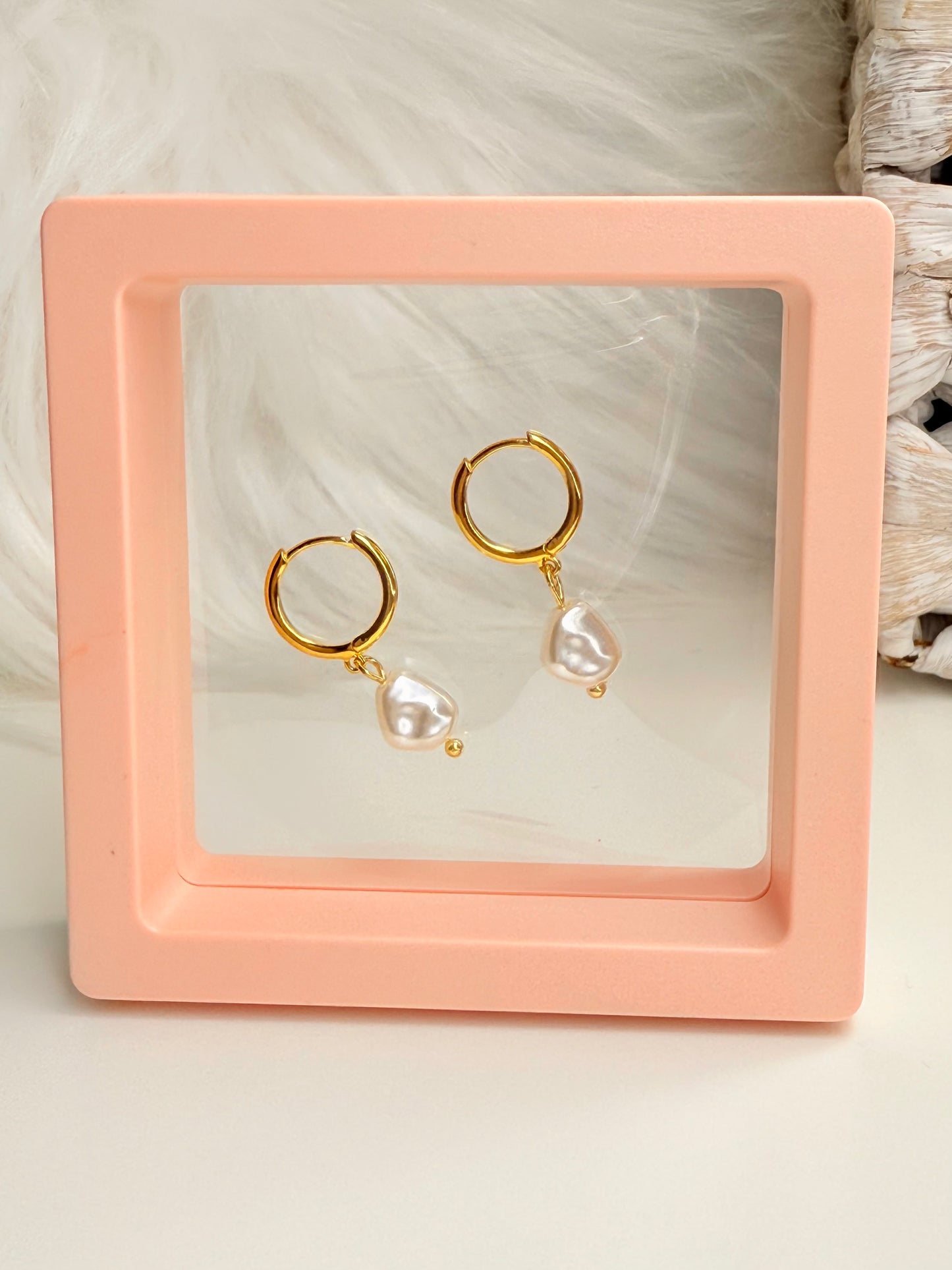 Perlita Hoops