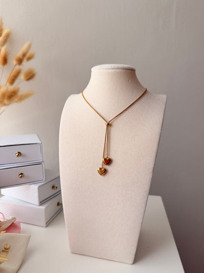 Amores Necklace