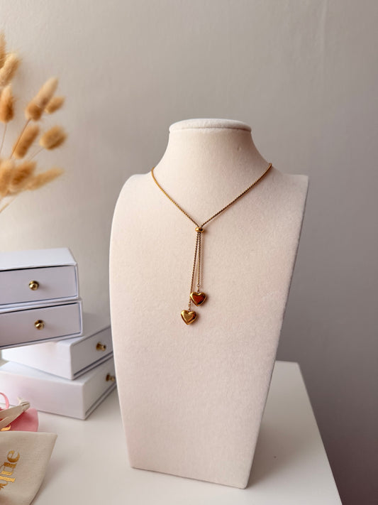 Amores Necklace