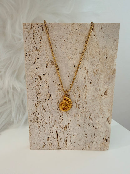 Connie Necklace